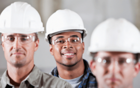 راهنمای انتخاب عینک ایمنی برای افراد عینکی