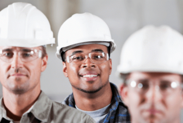 راهنمای انتخاب عینک ایمنی برای افراد عینکی