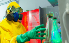 چرا استفاده از ماسک شیمیایی در آزمایشگاه ها حیاتی است؟